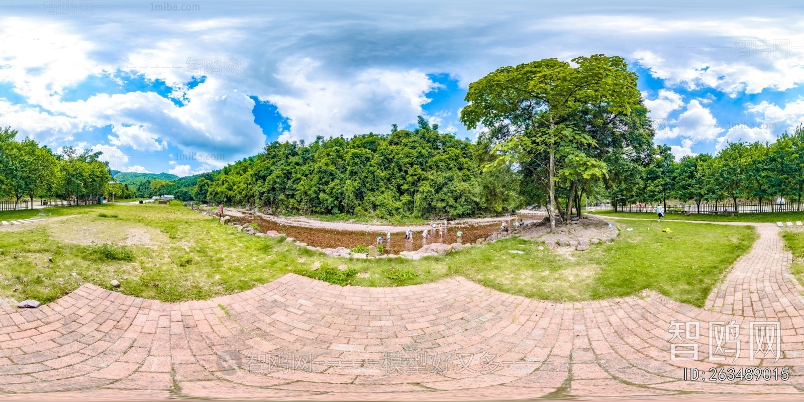 HDR绿茵小道休闲树林全景