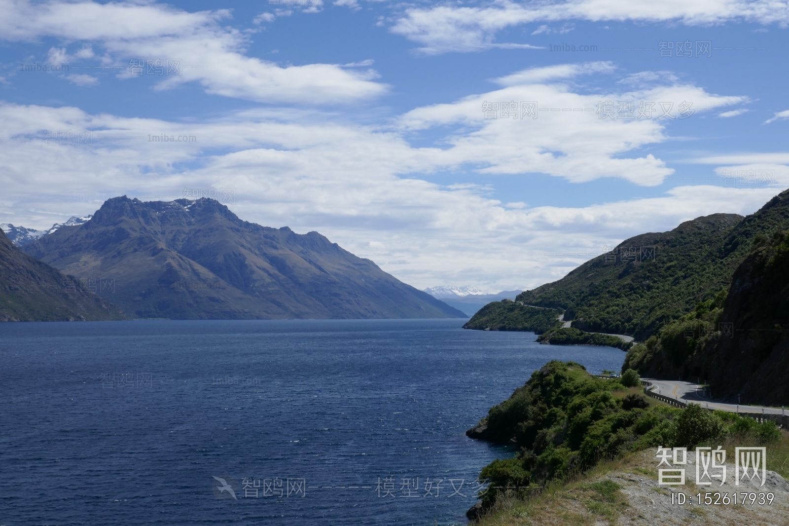 现代森林湖泊风景