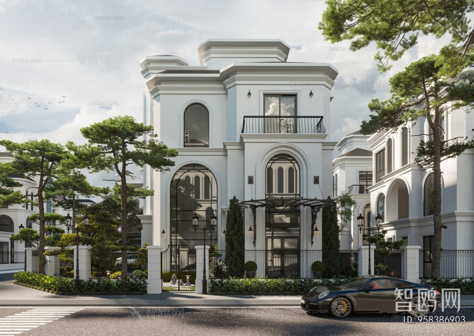 Simple European Style Courtyard/landscape