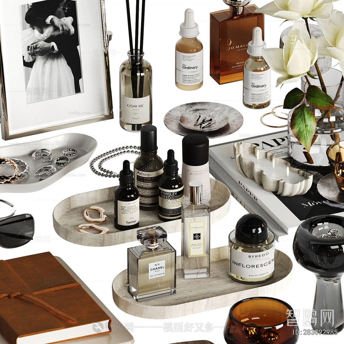 Modern Decorative Set