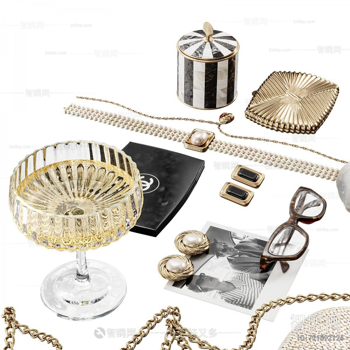 Modern Decorative Set