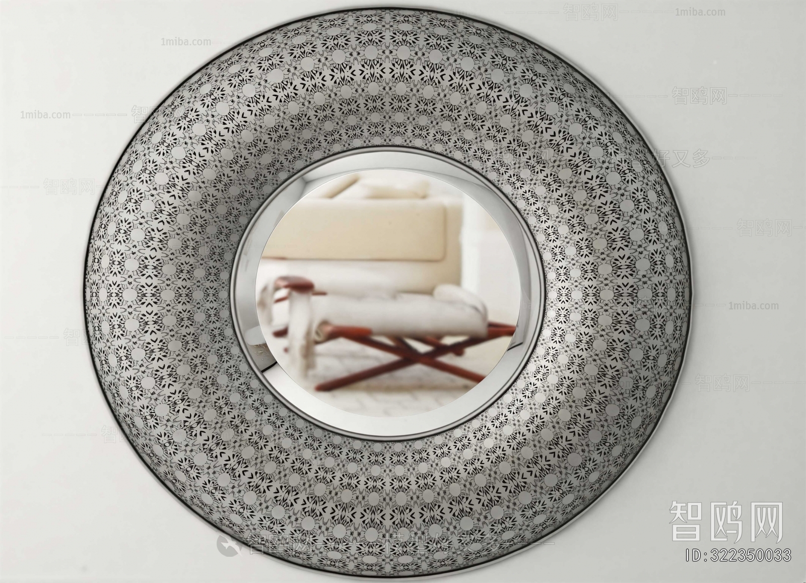 Retro Style The Mirror