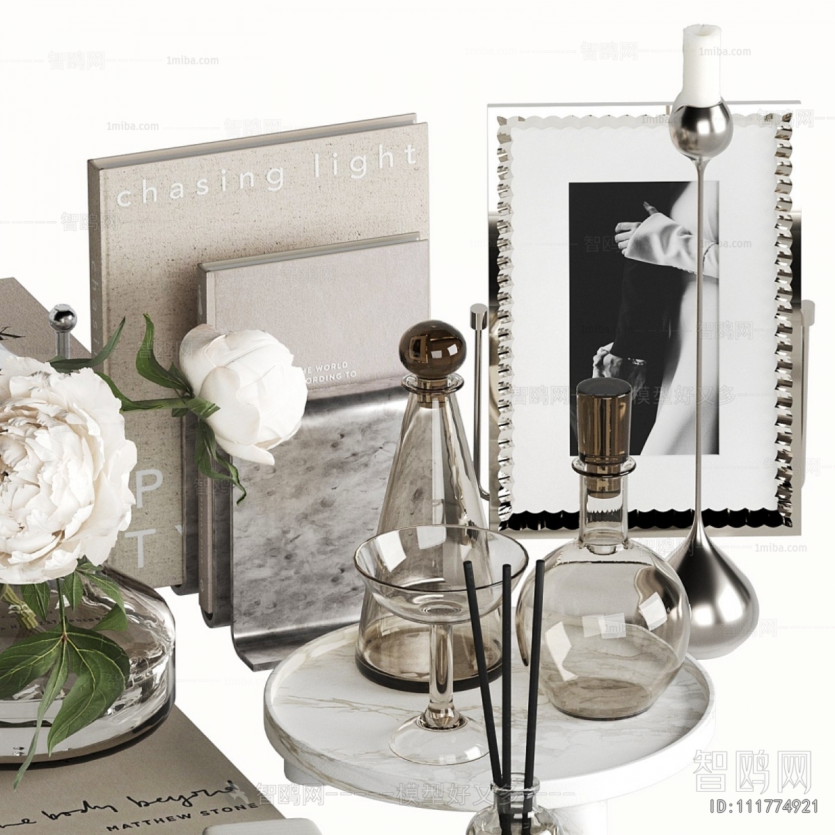 Modern Decorative Set