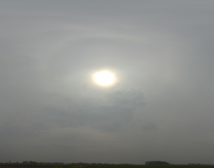 全景天空-阴天-ID:620286198