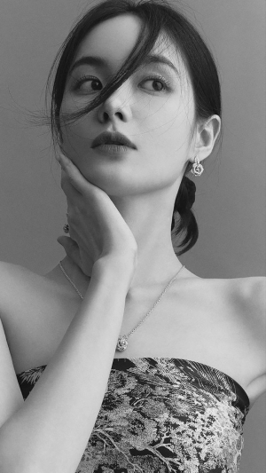 现代写实人物装饰画-ID:337588076