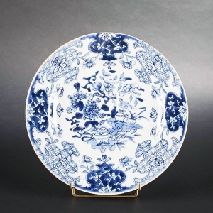 陶瓷器皿盘子青花瓷-ID:5879352