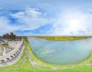 白天城市广场河道全景HDR-ID:585145953