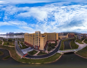 白天城市建筑河流全景HDR-ID:382426989