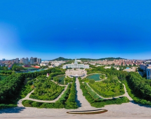 HDR白天城市生态绿化全景-ID:135801086
