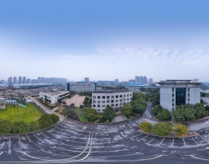 HDR城市小区社区广场绿化-ID:742218973