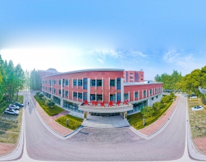 HDR城市小区社区广场全景-ID:690164096
