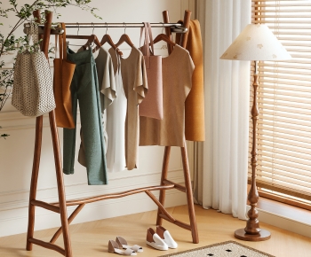 Modern Coat Hanger-ID:783492098