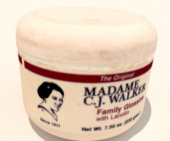 Modern Perfume/Cosmetics-ID:990667106