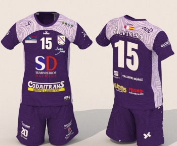 Modern Clothes-ID:664848094