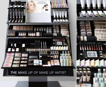 Modern Showcase-ID:982132919