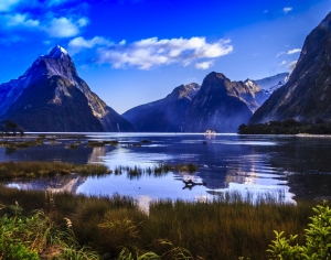 现代湖泊山水风景-ID:616369013