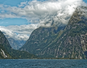 现代森林湖泊风景-ID:148680937
