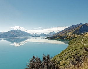 现代湖泊森林风景-ID:478401261