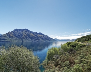 现代湖泊森林风景-ID:262691976
