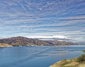 现代湖泊森林风景-ID:422496086