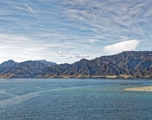 现代湖泊森林风景-ID:6308642