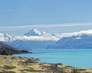 现代雪山湖泊风景-ID:800556903