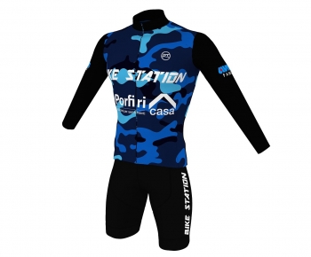 Modern Clothes-ID:138797048