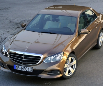 Modern Car-ID:758039952