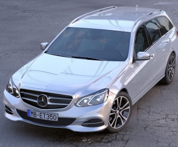 Modern Car-ID:324789059