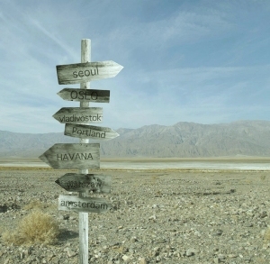 ModernModern Wallpaper