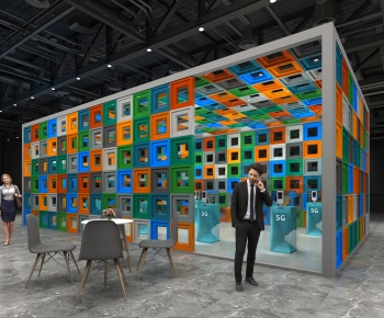 Modern Exhibit-ID:753440919