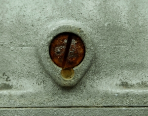 铁锈破旧金属板-ID:543581968