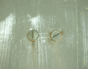 铁锈破旧金属板-ID:584038971