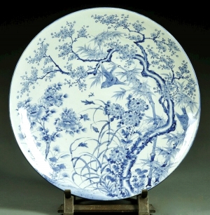 陶瓷器皿碟子-ID:736656901