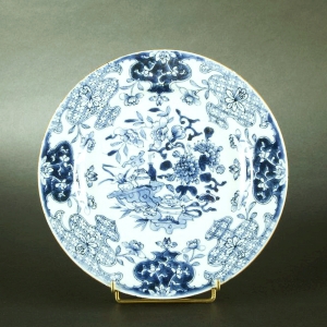 陶瓷器皿碟子-ID:660160062