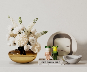 Modern Flower Arrangement-ID:526644959