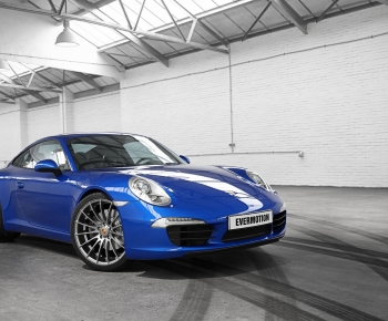 Modern Car-ID:489727976