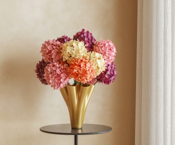 Modern Flower Arrangement-ID:674600678