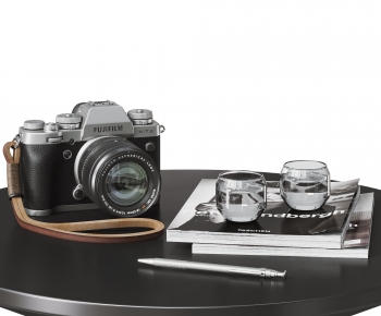 Modern Digital Camera-ID:778053058