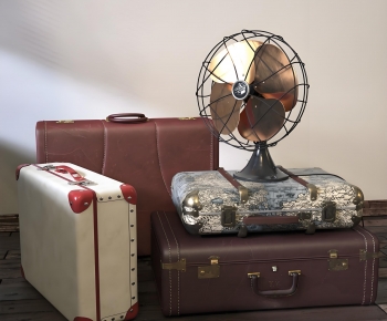 Modern Tourist Box-ID:429589779