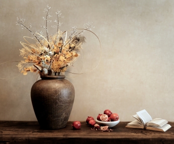 Modern Flower Arrangement-ID:677167899