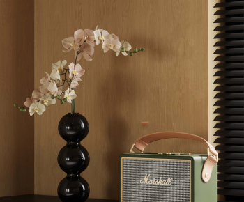 Modern Flower Arrangement-ID:244059632