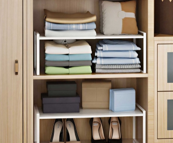 Modern Clothes-ID:376046905