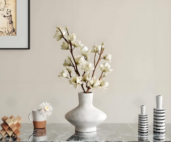 Modern Flower Arrangement-ID:162607918