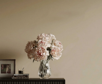 Modern Flower Arrangement-ID:682127955