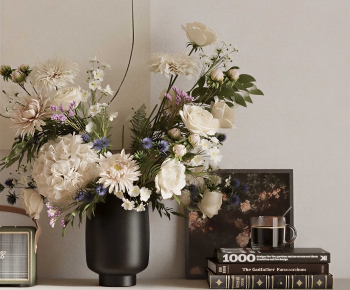 Modern Flower Arrangement-ID:337868937
