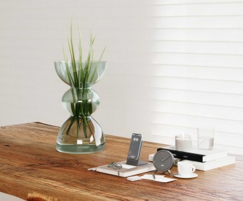 Modern Flower Arrangement-ID:244798906