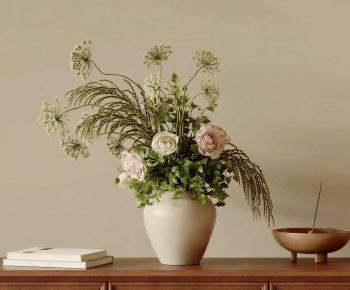 Wabi-sabi Style Flower Arrangement-ID:525559906