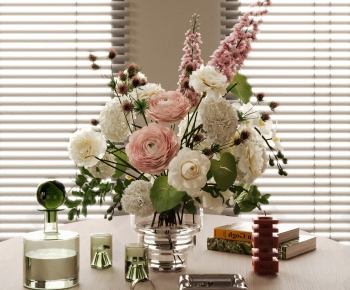 Modern Flower Arrangement-ID:645828968