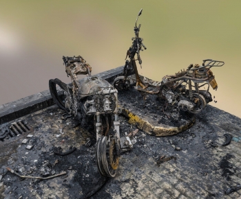 Modern Motorcycle-ID:638242965